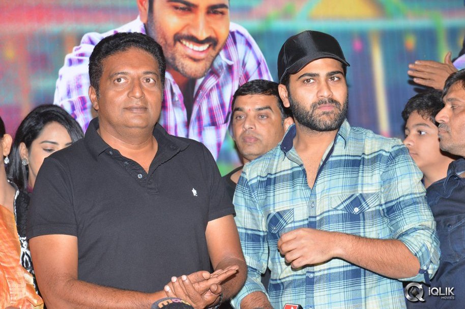 Shatamanam-Bhavati-Movie-Special-Screening-at-Prasad-Labs